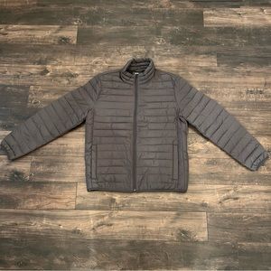 Gap lightweight puffer jacket